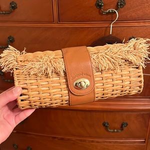 Vineyard Vines Straw Clutch
